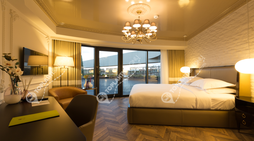 Otel | Türkiye, İzmir, Gaziemir, Sarnıç | DOUBLE TREE BY HILTON İZMİR AIRPORT