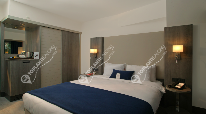Otel | Türkiye, İzmir, Konak, Basmane | RAMADA PLAZA İZMİR