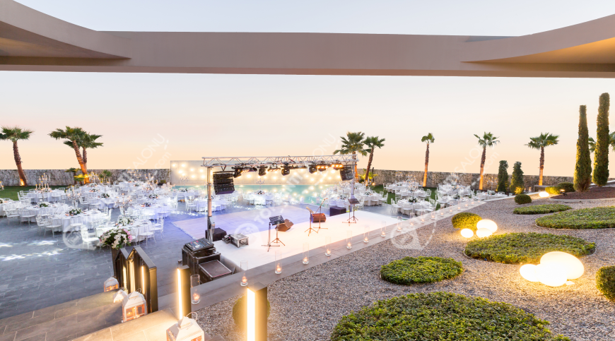 Otel | Türkiye, İzmir, Gaziemir, Sarnıç | DOUBLE TREE BY HILTON İZMİR AIRPORT | Pool Side