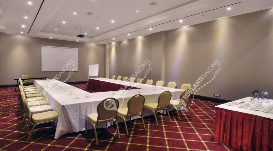 Otel | Türkiye, Kocaeli, Başiskele, Karşıyaka | WELLBORN LUXURY HOTEL | KAVAK SALONU