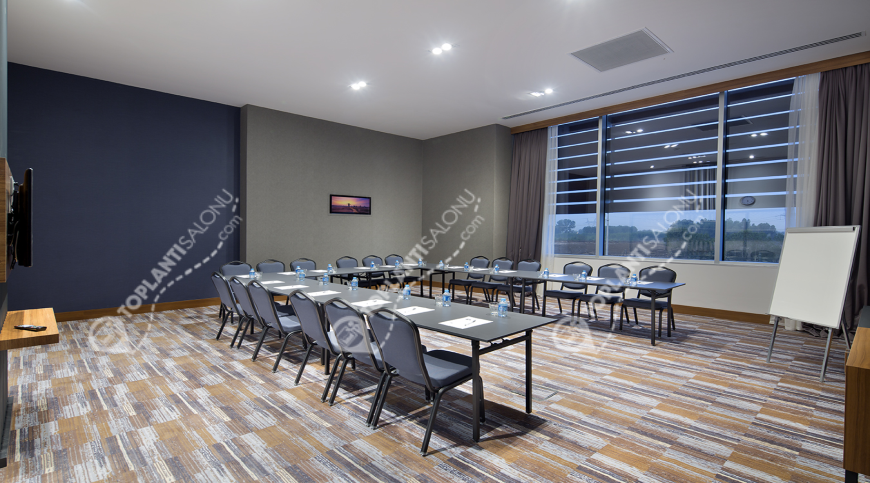 Otel | Türkiye, Kocaeli, Başiskele | HAMPTON BY HILTON KOCAELİ | MEETING 1